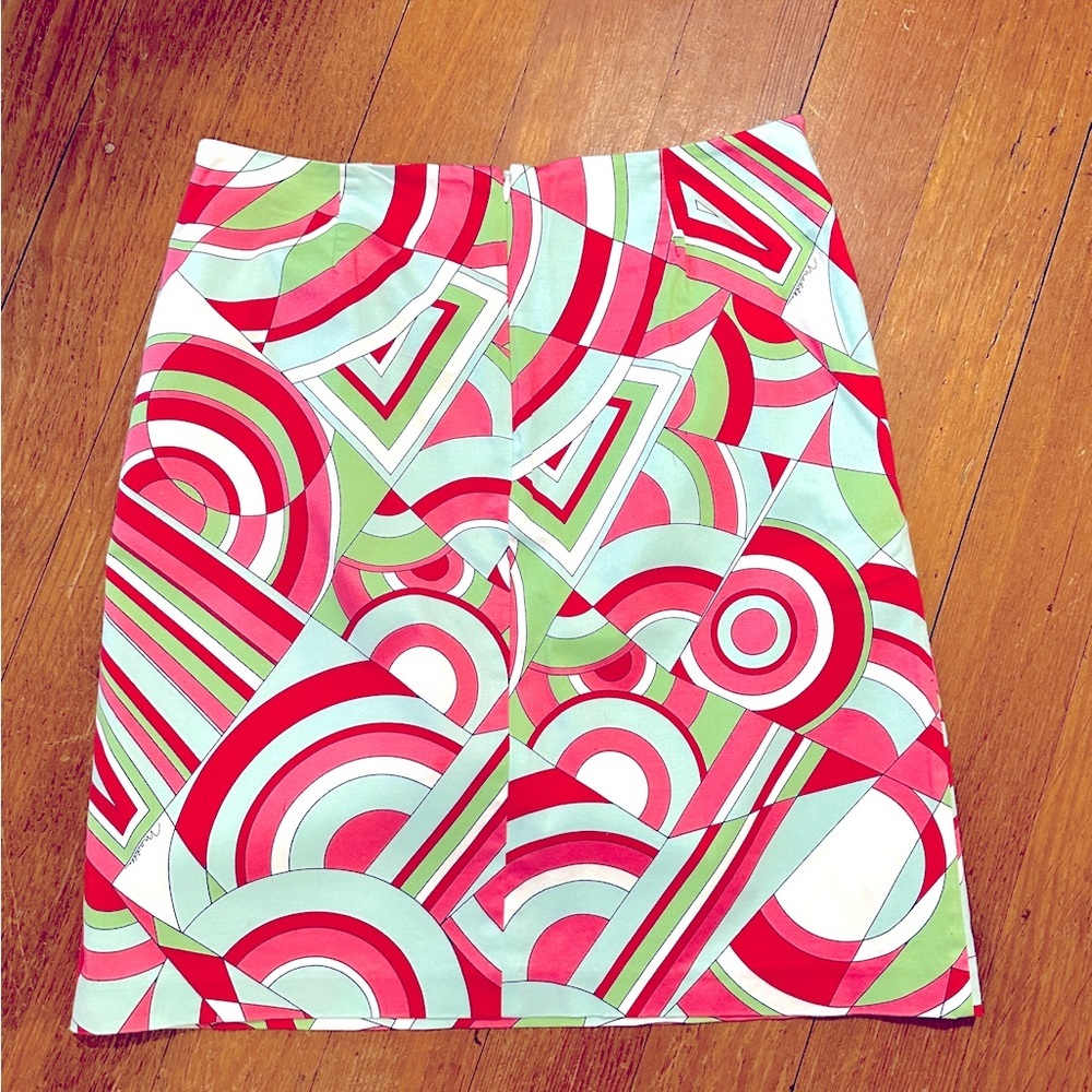 skirt, fully lined, size XS, pink geometric pattern, perfect condition